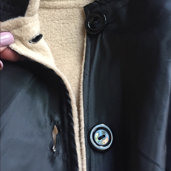 Reversible cape - Picture 5 of 8